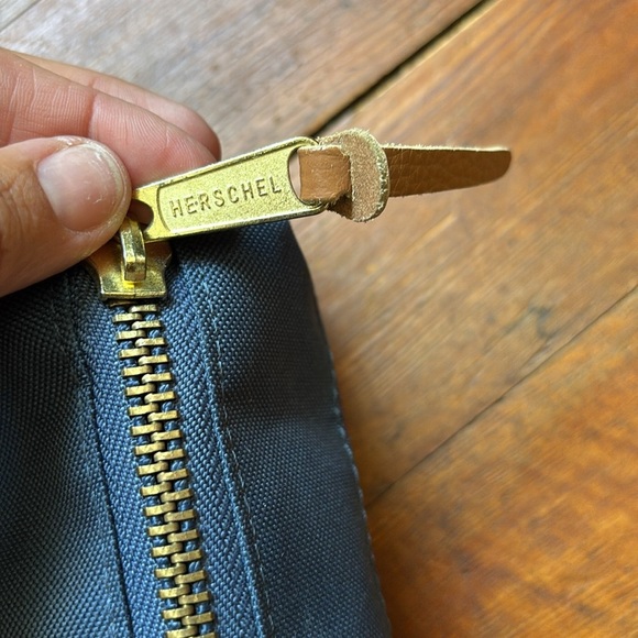 Herschel Settlement Case - Picture 3 of 4